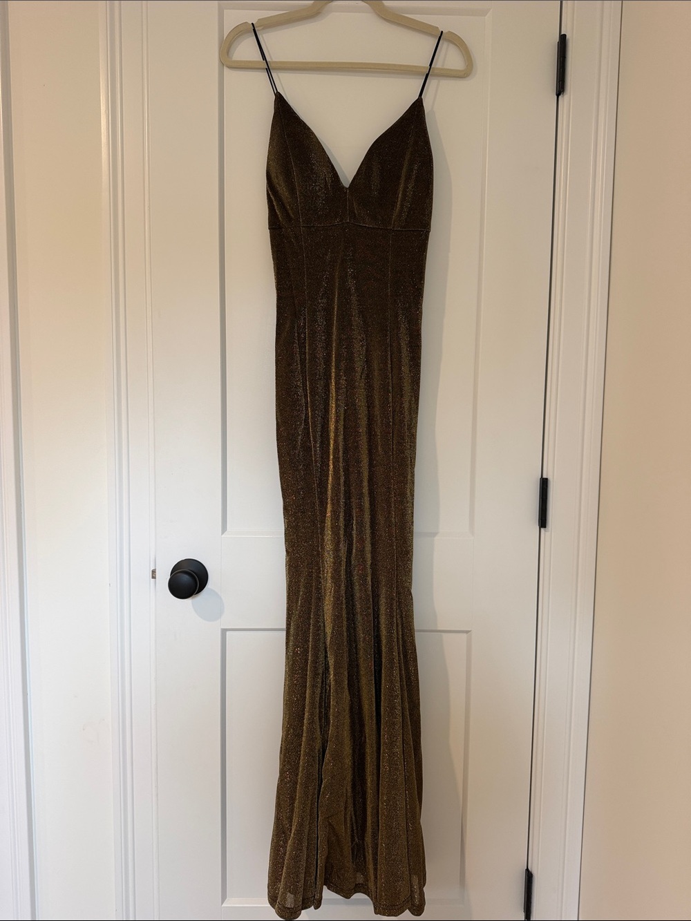 Entry Gold Metallic Spaghetti-Strap Prom Gown